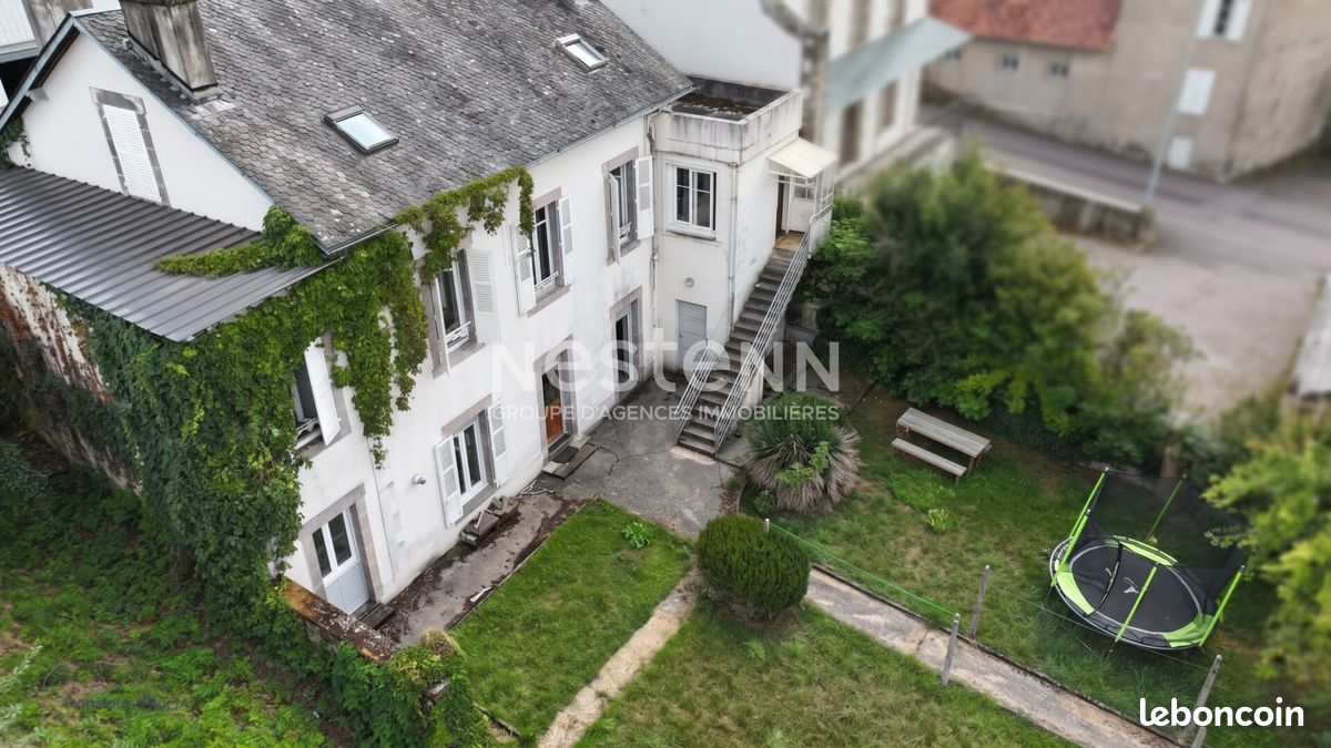 Maison 7 pièces 184 m² · à Ussel · 184 m² · 199 900 €