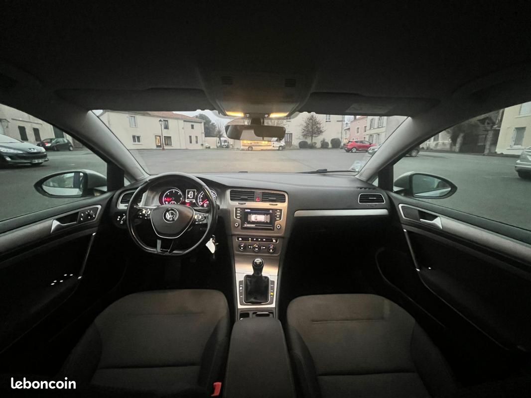 Volkswagen Golf 1.6 TDI 110 BlueMotion Technology FAP Confortline Business (image 9)