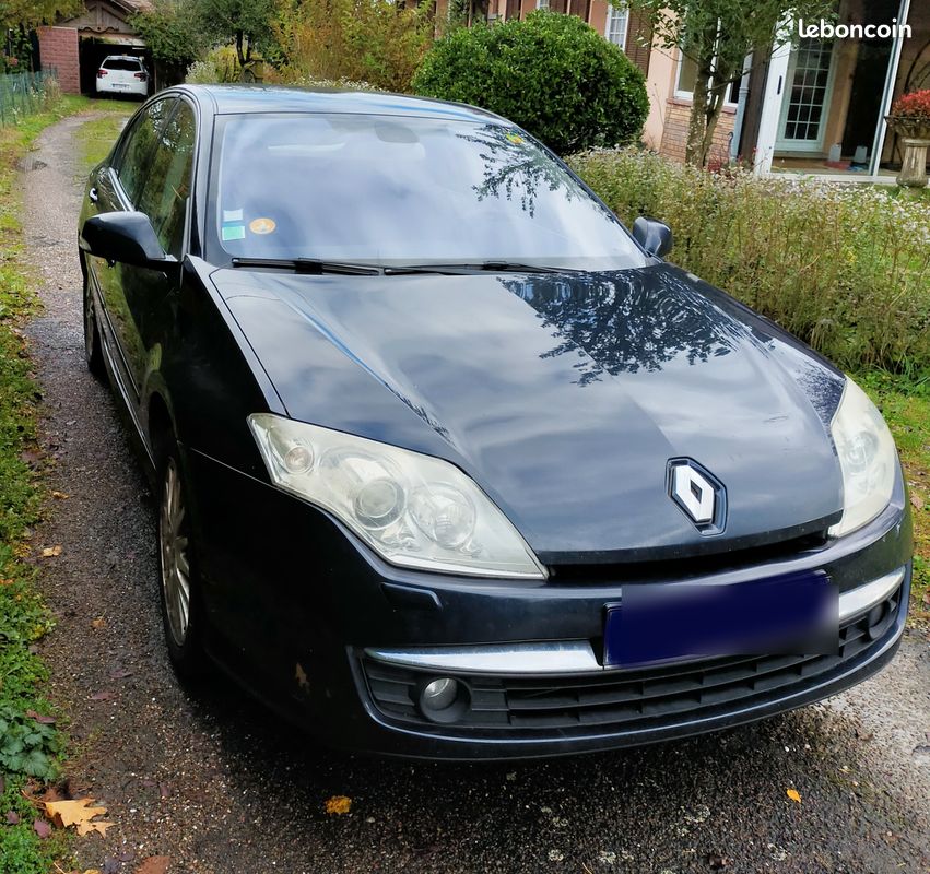 RENAULT LAGUNA III 2.0 DCI 150 PRIVILÈGE • Bony Automobiles