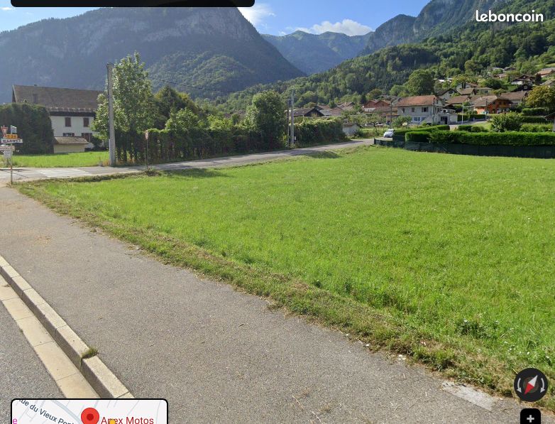 Terrain 2000 m² MARNAZ · 480 000 €