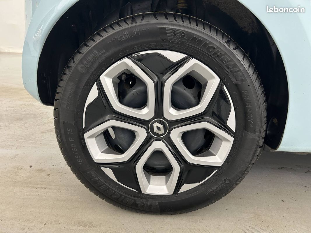 RENAULT Twingo III SCe 65 Equilibre (image 21)