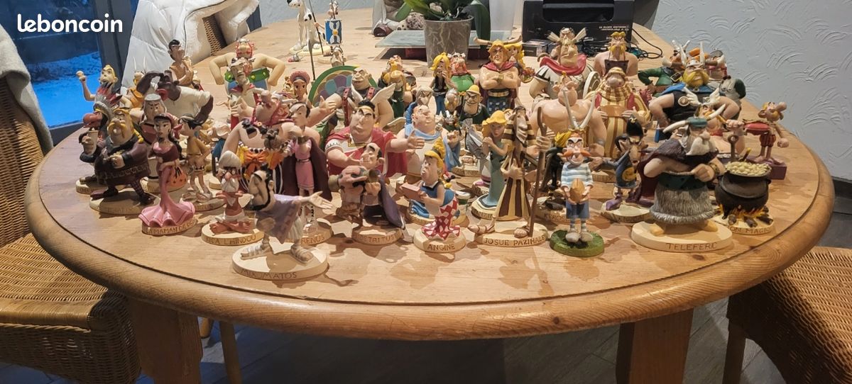 Lot de 55 figurines Astérix Plastoy en parfait état - Collection