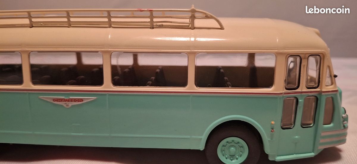 IXO CHAUSSON BUS NEZ DE COCHON 1:43 (Neu und originalverpackt) in IXO CHAUSSON BUS NEZ DE COCHON 1:43 (Neu und originalverpackt) in