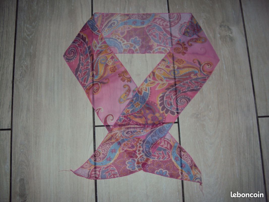 Echarpe et foulard (image 2)