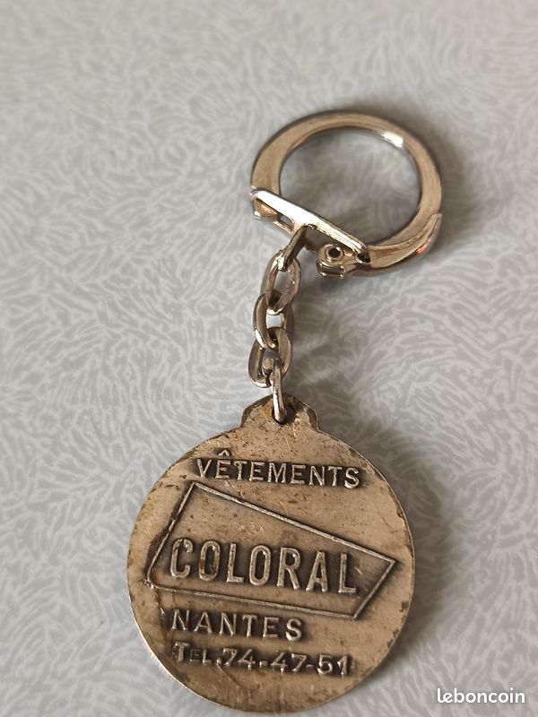 Porte clés vêtements coloral Collection