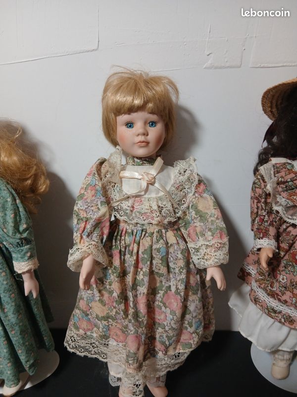 Poupées en porcelaine on Gens de Confiance