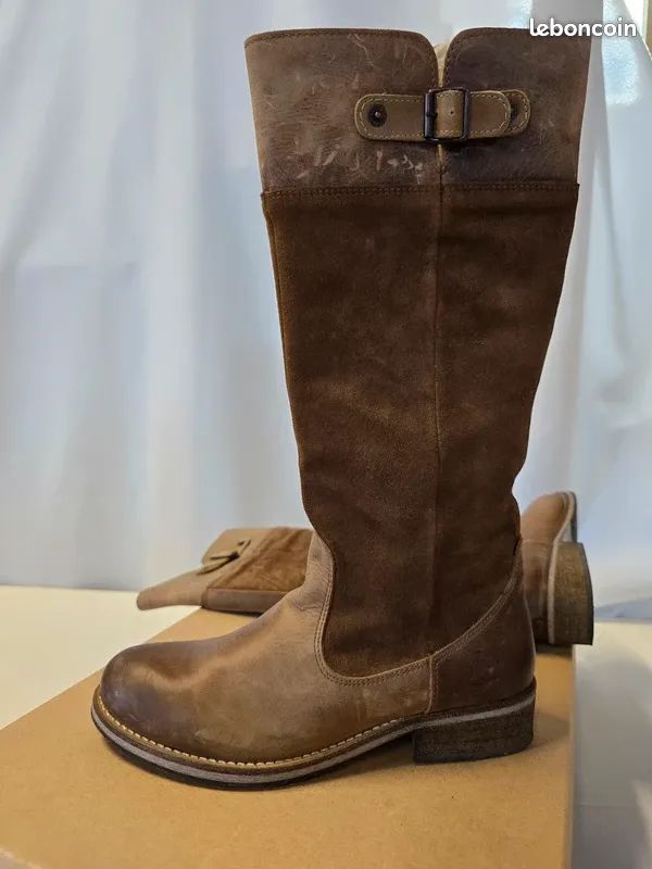 Bottes Pollini Italie Vintage 1983 - Taille 37 (US 5.5) - Cuir Marron - Talon Haut - Neuf Sans Emballage