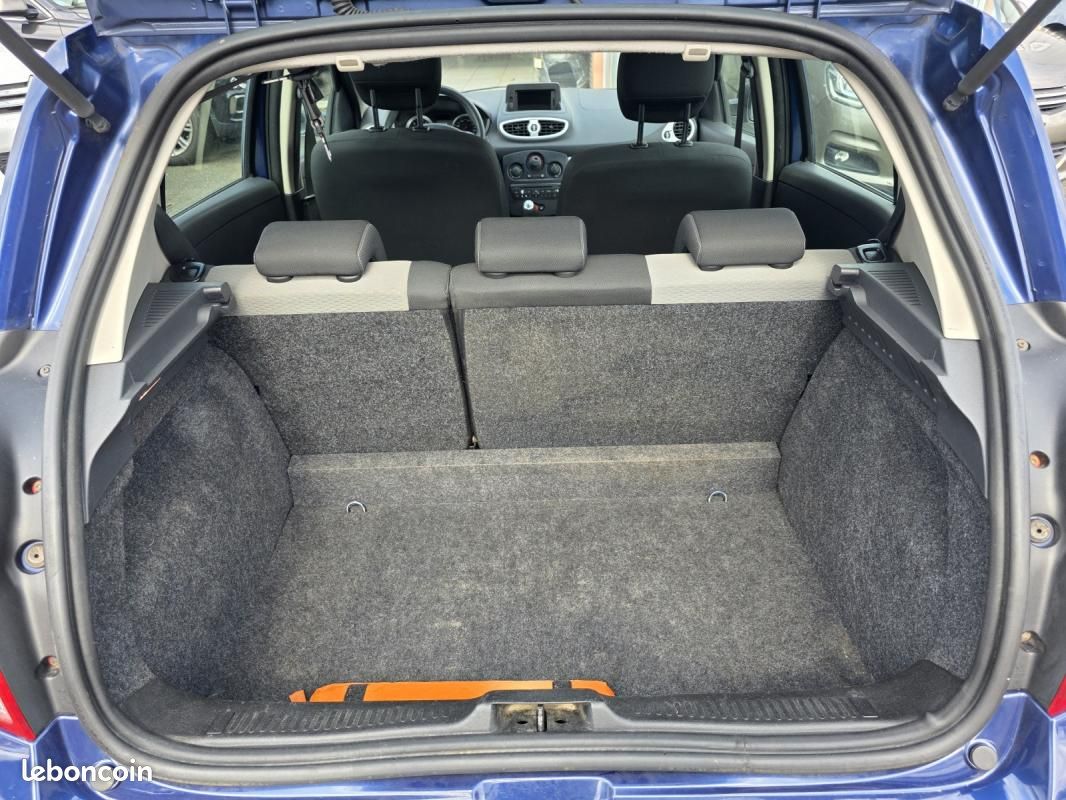 Renault Clio Expression (image 6)