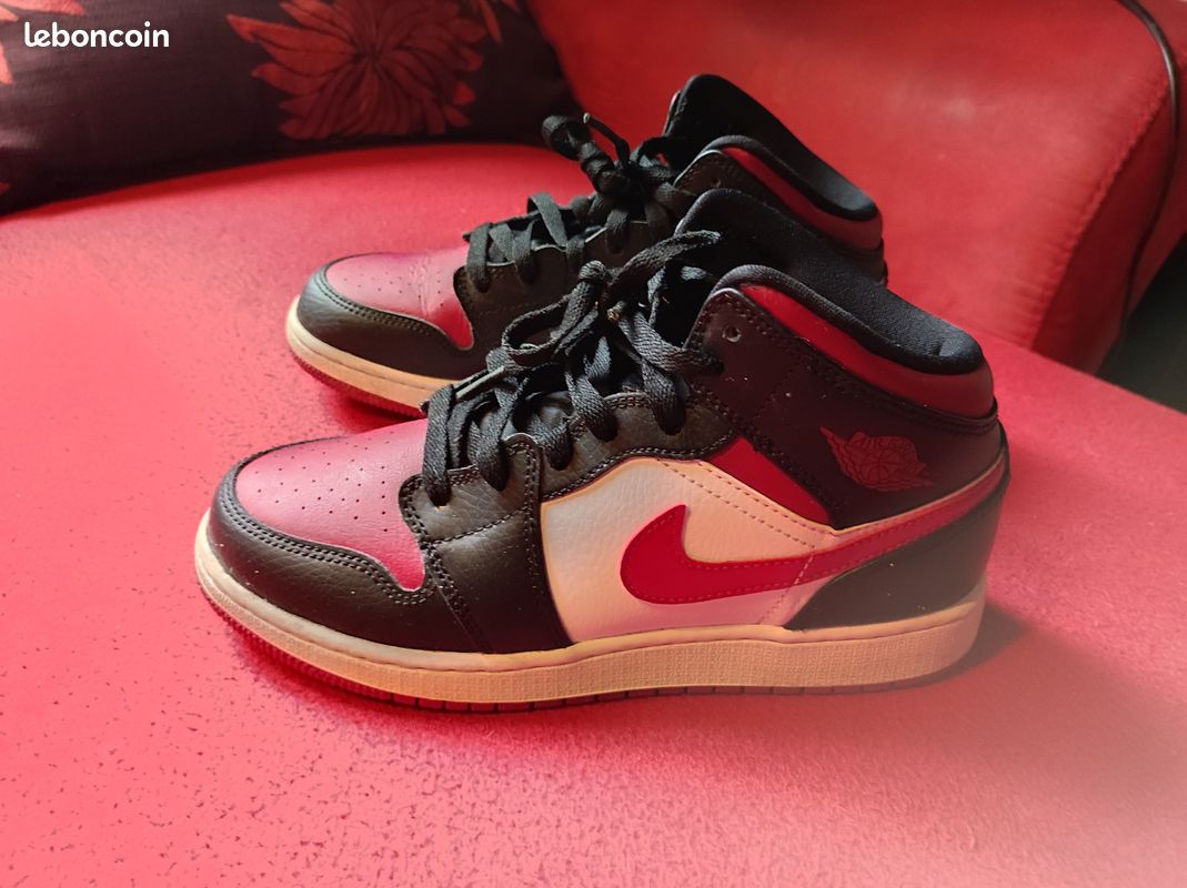 Hotel Kalinga Solde Chaussure Air Jordan Hotel Kalinga Sweat A