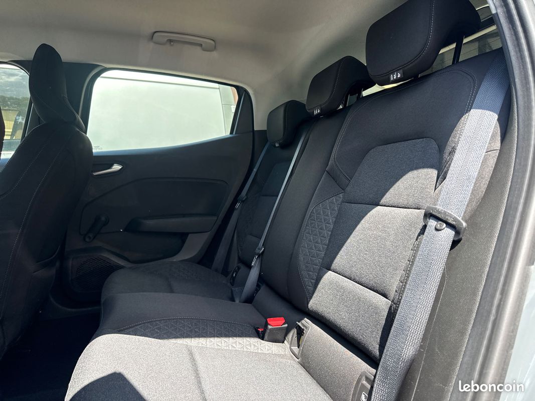 Renault clio v 1.5 blue dci zen (image 6)
