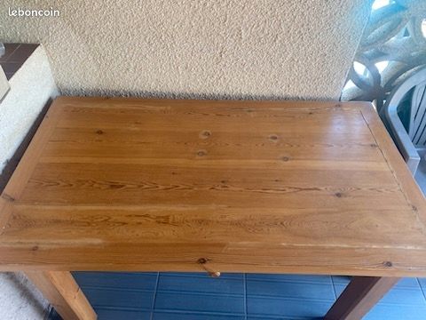 Table en pin massif (image 4)