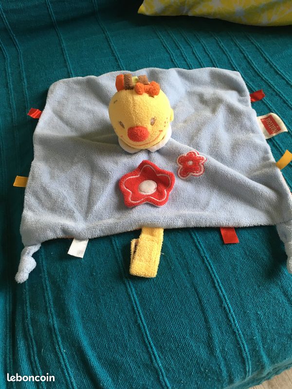 Doudou plat nattou collection Tom et Lily (image 1)