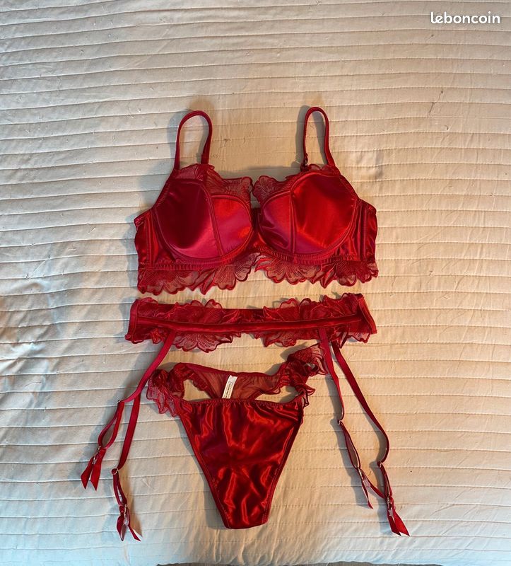 Sous Vêtement Vetements De Marques Femme Vêtements De Stock Pour