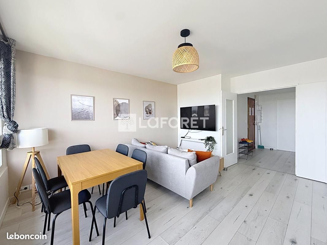 Appartement 1 pièce 10 m² · à Orléans · 10 m² · 370 €/mois