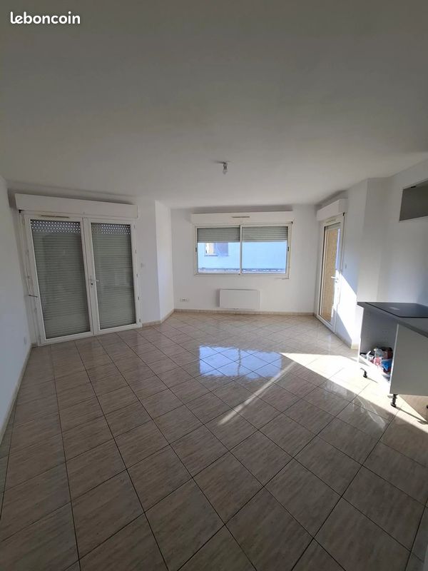 Appartement 3 pièces 61 m² · à Frontignan · 61 m² · 864 €/mois