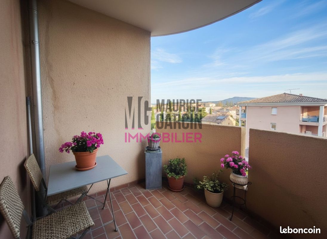 Appartement 2 pièces 45 m² · à Carpentras · 45 m² · 97 000 €