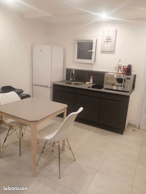 Appartement 1 pièce 18 m² · à Arles · 18 m² · 550 €/mois