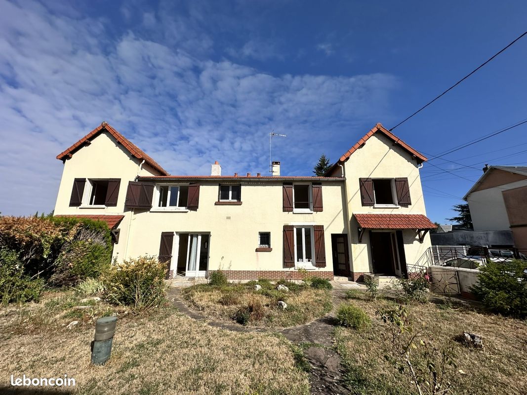 Maison 6 pièces 122 m² · à Saint-Jean-de-Braye · 122 m² · 256 000 €