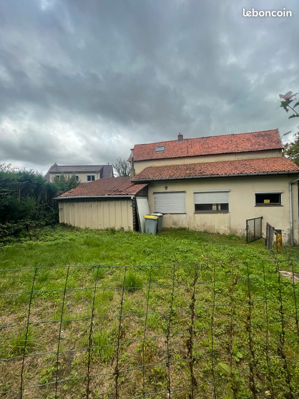 Maison 10 pièces 122 m² · à Heuchin · 122 m² · 54 000 €