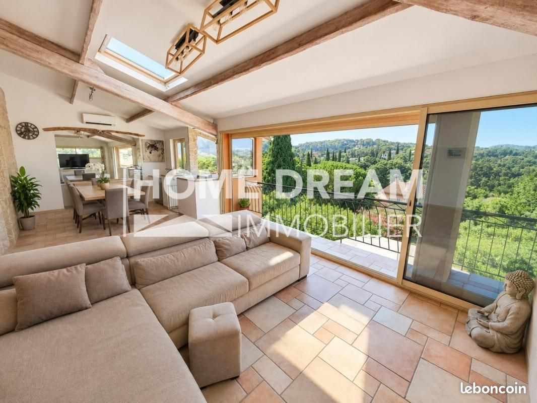 Maison 6 pièces 193 m² · à La Seyne-sur-Mer · 193 m² · 699 000 €
