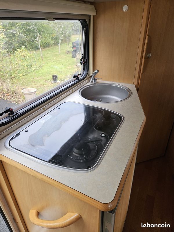 Camping‑car Fiat Adria Mobil (image 2)