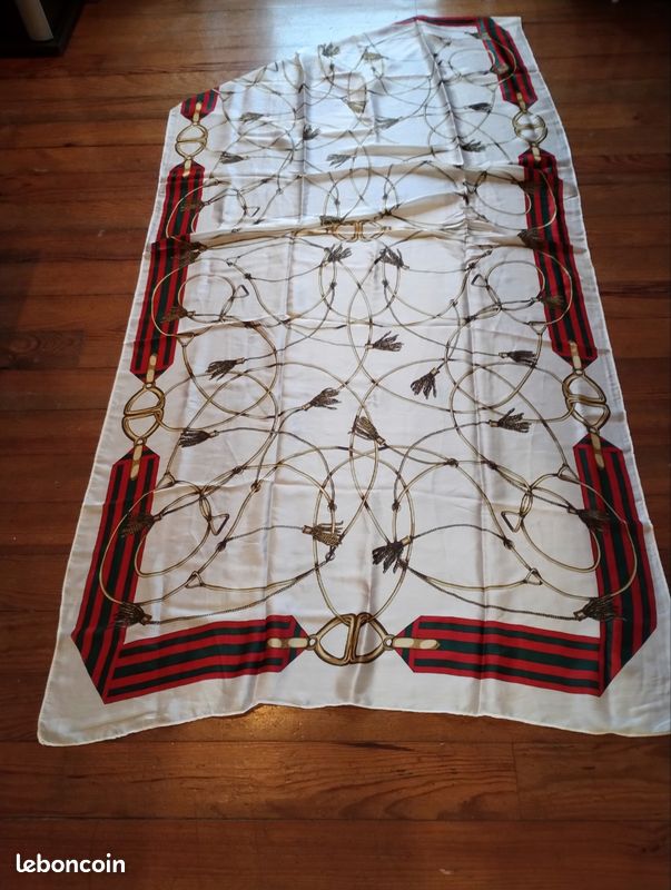 Foulard Vintage En Soie Pure 100% - Dimensions 76x78 Cm - Motif Multicolore Années 80