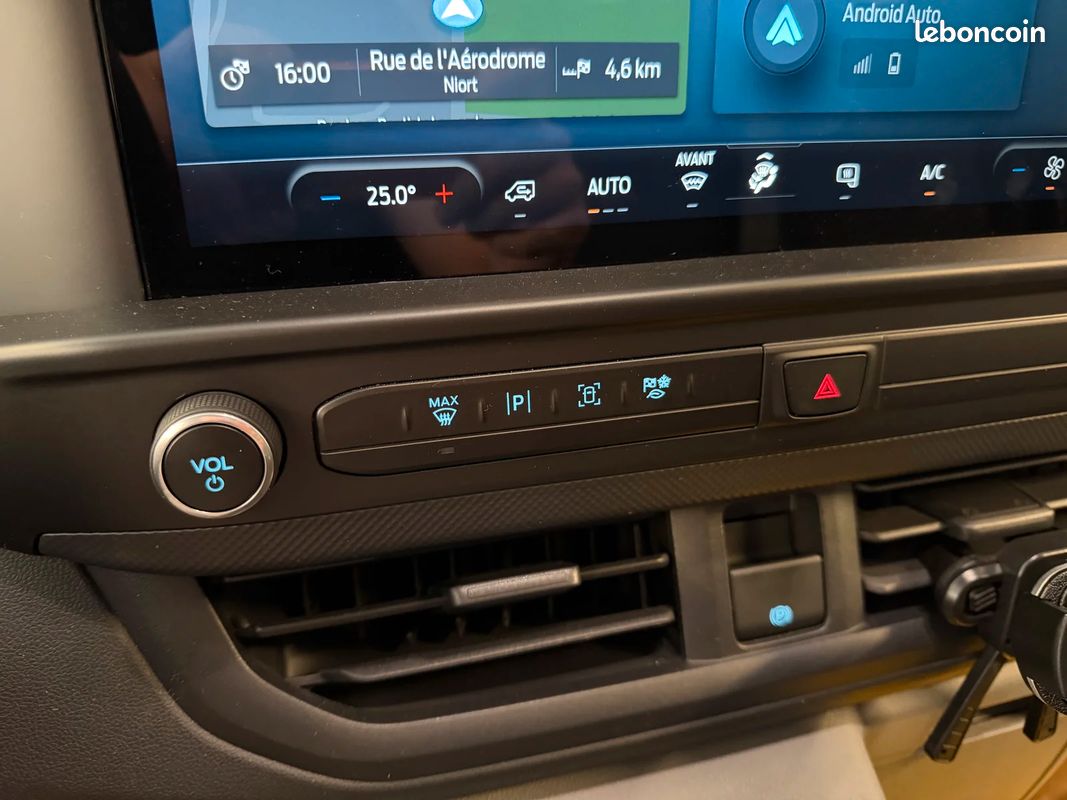 Van Amenagé Ford TRANSIT CUSTOM L1H1 2.0 Ecoblue 110ch Trend ~ AMENNAGER KAPAM ~ PANNEAUX SOLAIRE (image 19)