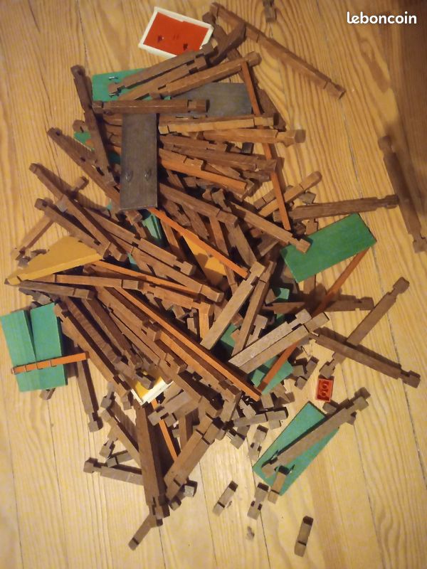 Jeux de construction en bois (image 1)
