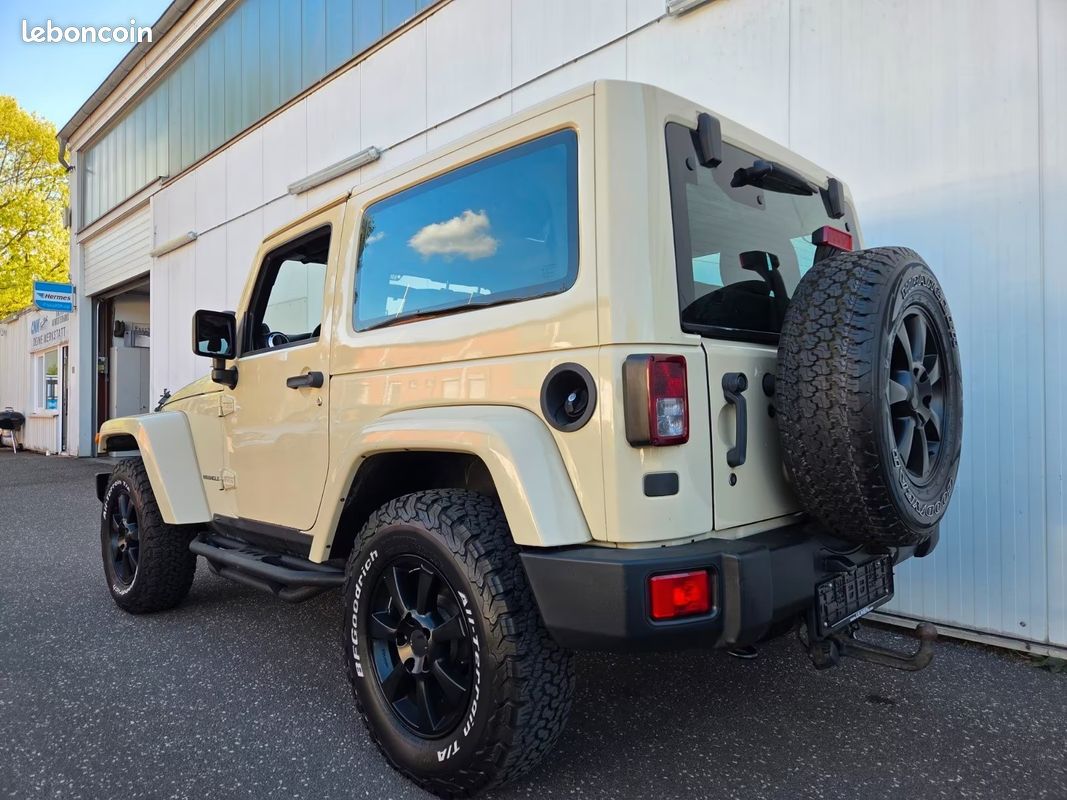 Jeep Wrangler UNLIMITED SAHARA 3.8 V6 BVA 4X4 - HARD TOP - 84 000 KM (image 4)