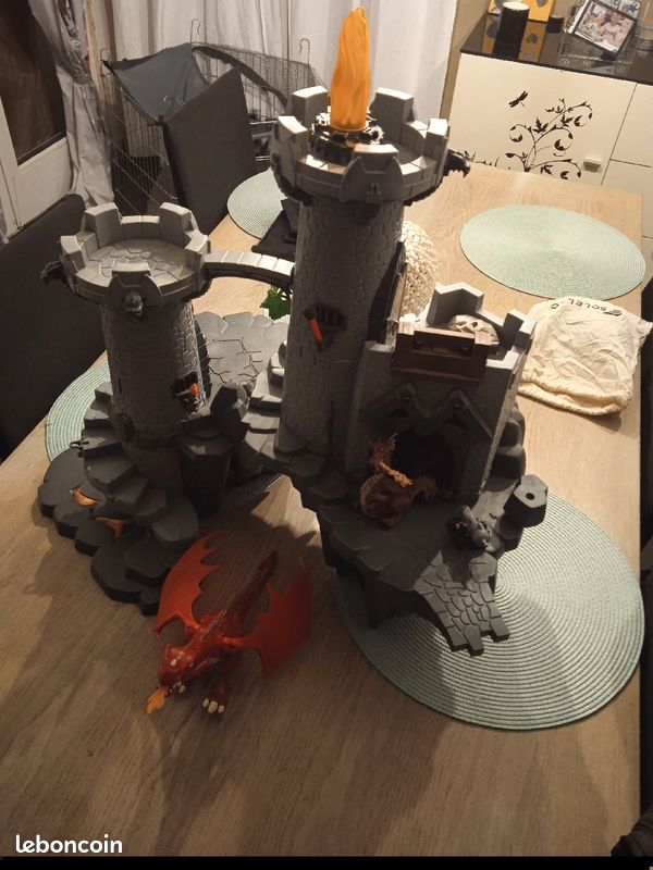 Château fort play mobile (image 1)