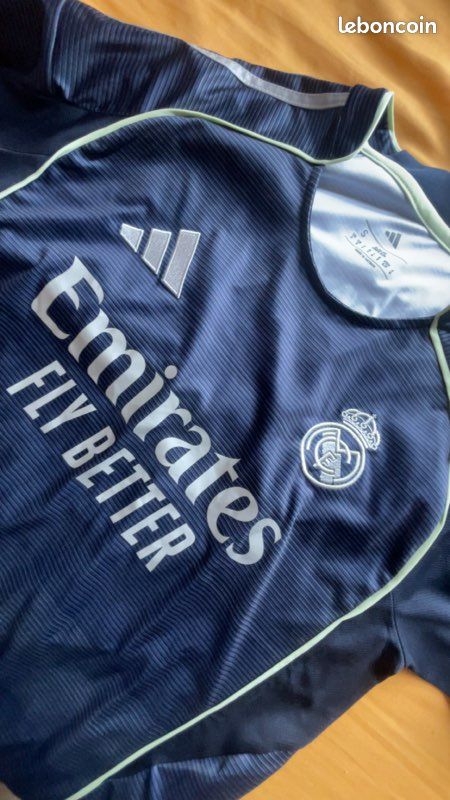 Maillot réal Madrid (image 4)