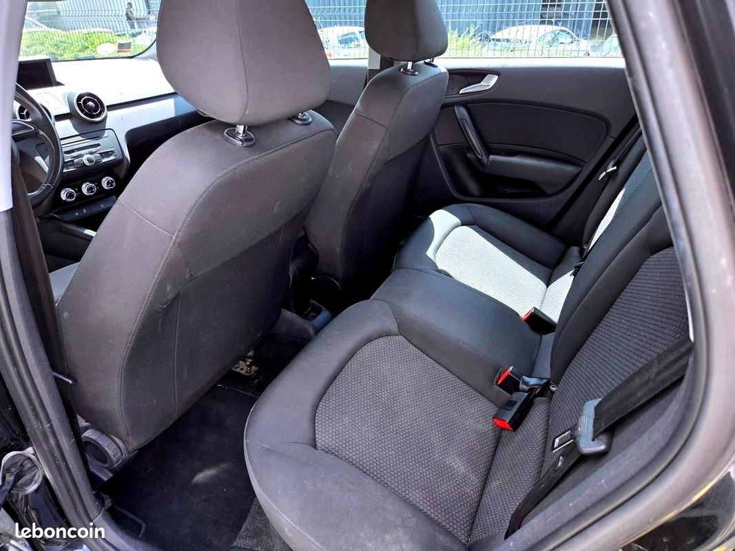 AUDI A1 Sportback 1.6 TDi DPF - 90 - Start/Stop SPORTBACK Ambiente PHASE 1 (image 10)