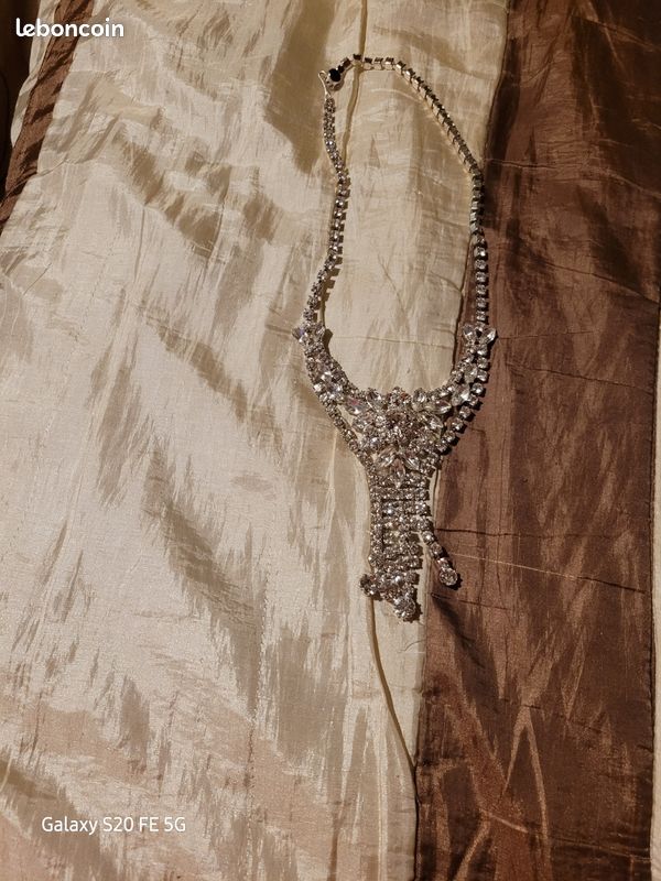Collier strass (image 3)