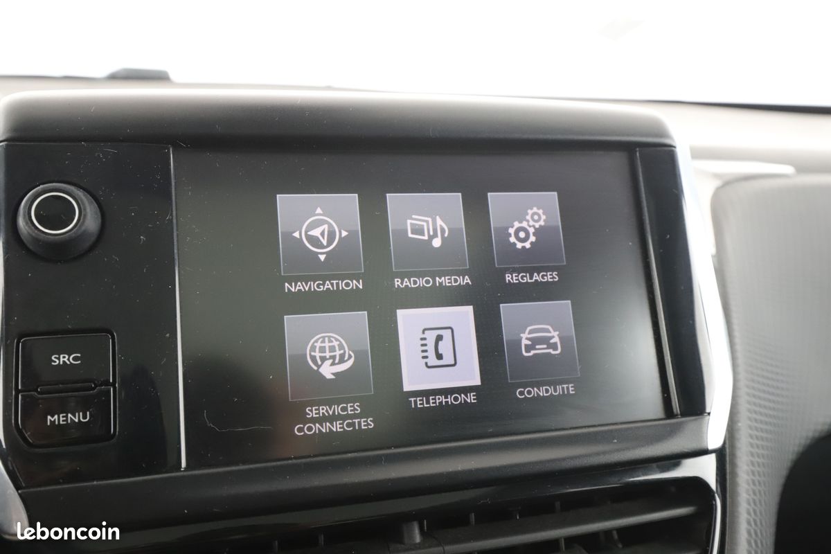 Peugeot 2008 1.2 PureTech Crossway 110 ch (image 17)