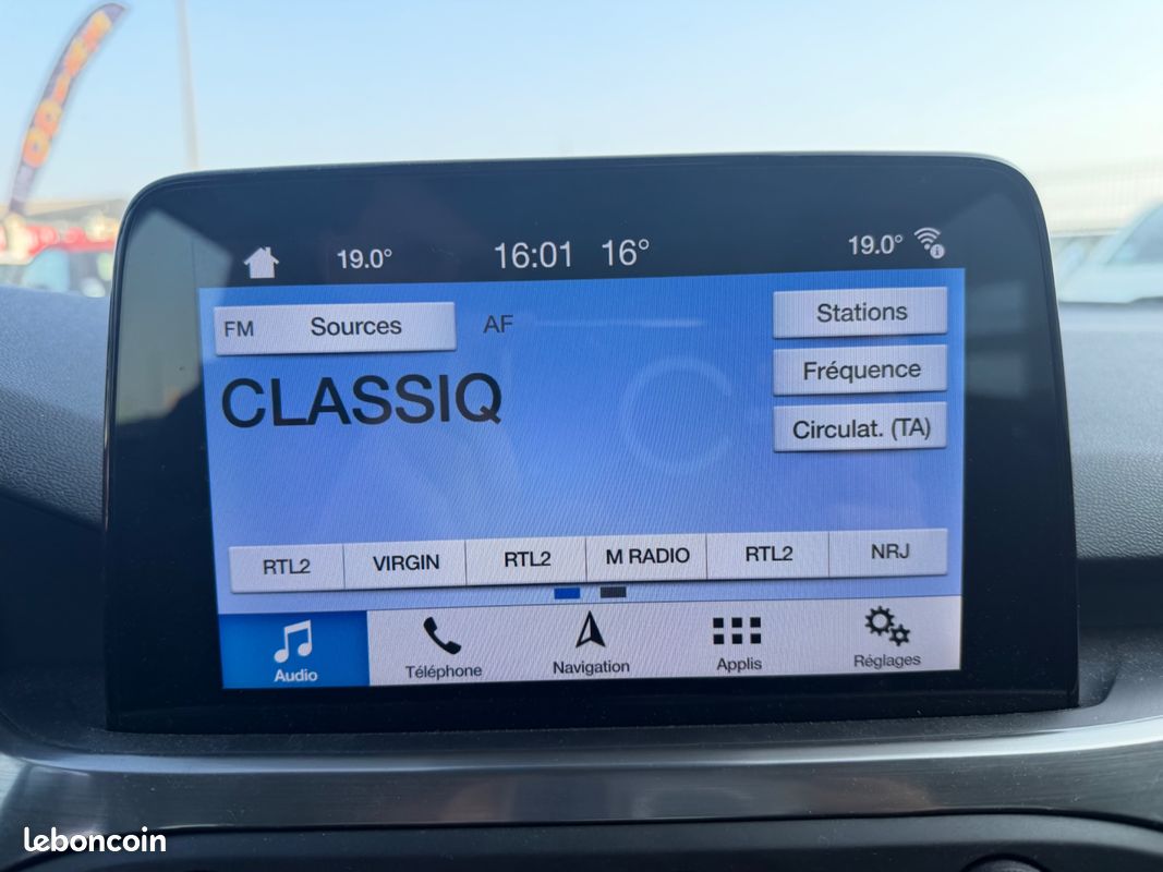 FORD FOCUS BREAK 1.0 ECOBOOST SCTI 125CH TITANIUM - BLUETOOTH - GPS - CROCHET D'ATTELAGE - RADAR DE RECUl (image 28)