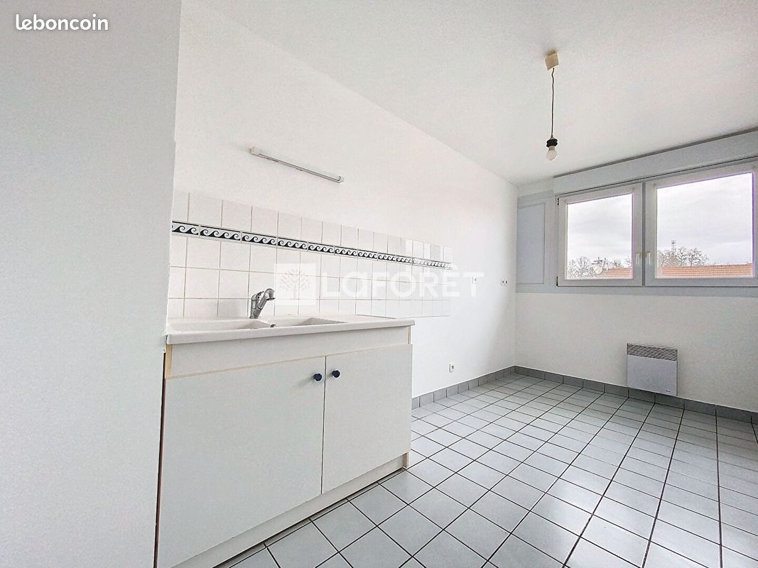 Appartement a louer chalons-en-champagne - 4 pièce(s) - 73 m2 - Surfyn