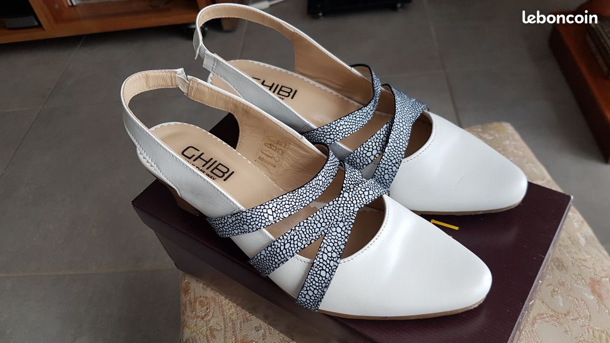 Escarpins ouverts en cuir blanc Ghibi (38) comme neufs (image 1)