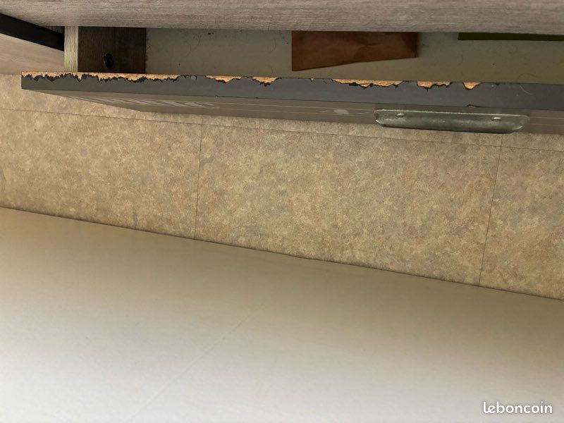 Lit + matelas + sommier + chevet (image 9)