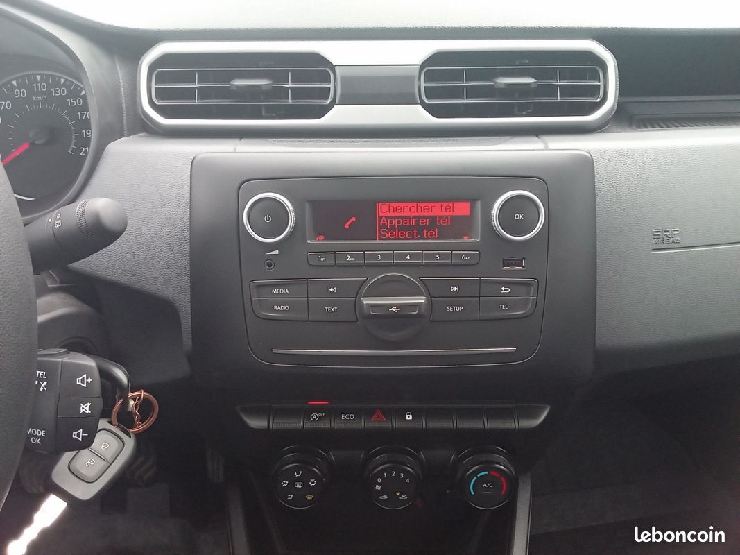 Dacia duster 0.9 tce 90 essential (image 28)