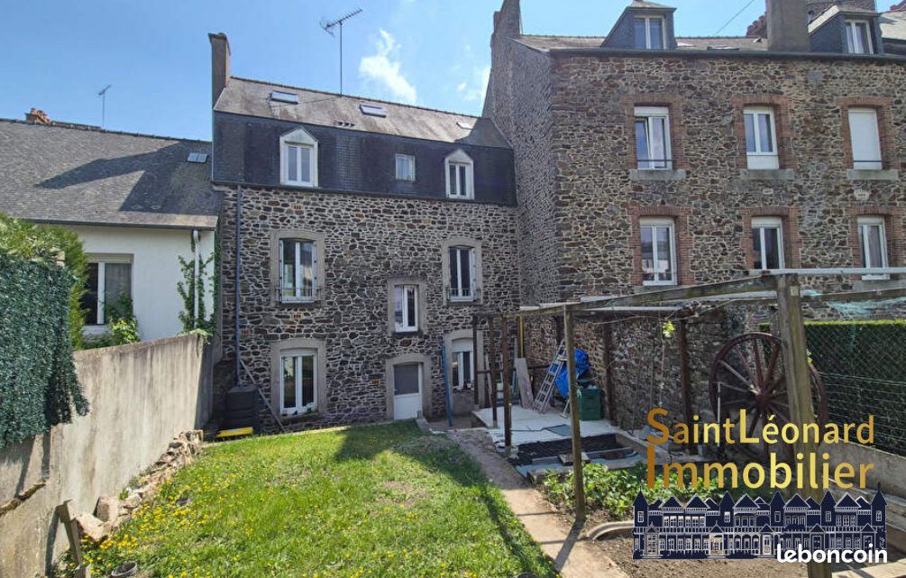 Immeuble 150 m² · à Fougères · 150 m² · 228 500 €