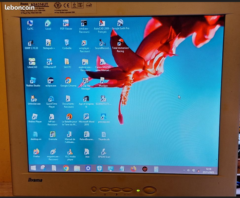 Vends moniteur llyama AS4314UT 17 pouces, résolution 1280x1024 parfait état (image 1)