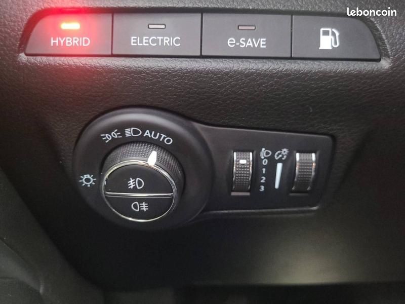 Jeep Compass 1.3 Turbo T4 240ch PHEV 4xe S AT6 eAWD (image 19)