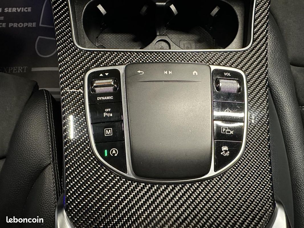 MERCEDES-BENZ GLC COUPE 2.0 300 D 245 AMG LINE 9G-Tronic (image 30)