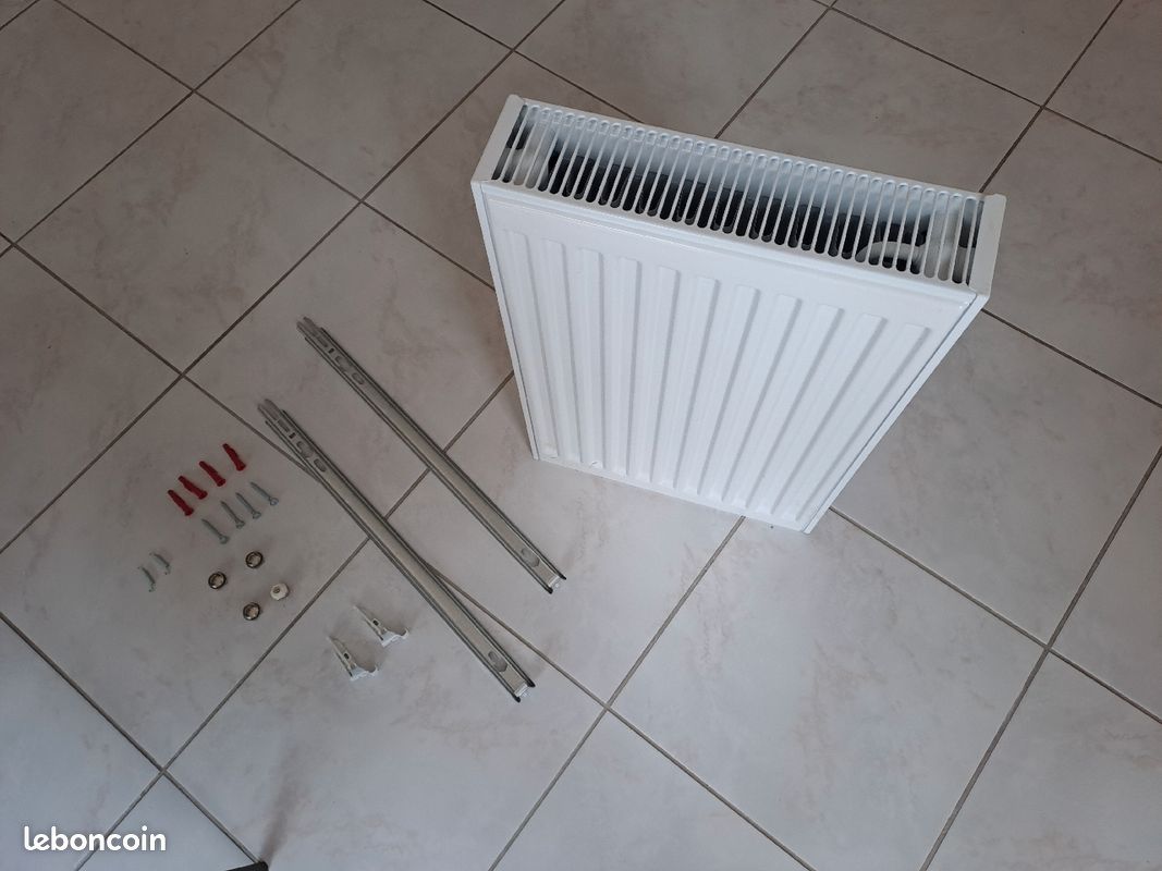 Radiateur acier type 22 60 x 40 cm (image 1)