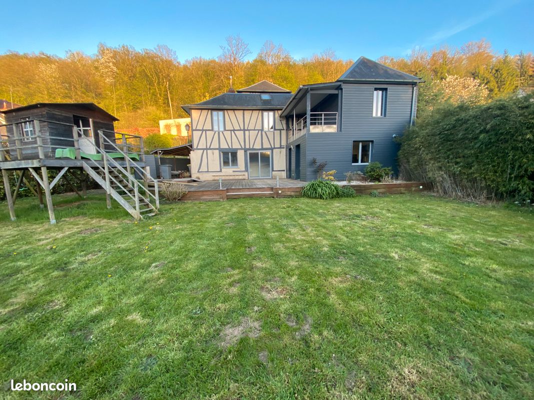 Maison 5 pièces 140 m² · à Saint-Martin-du-Vivier · 140 m² · 355 000 €