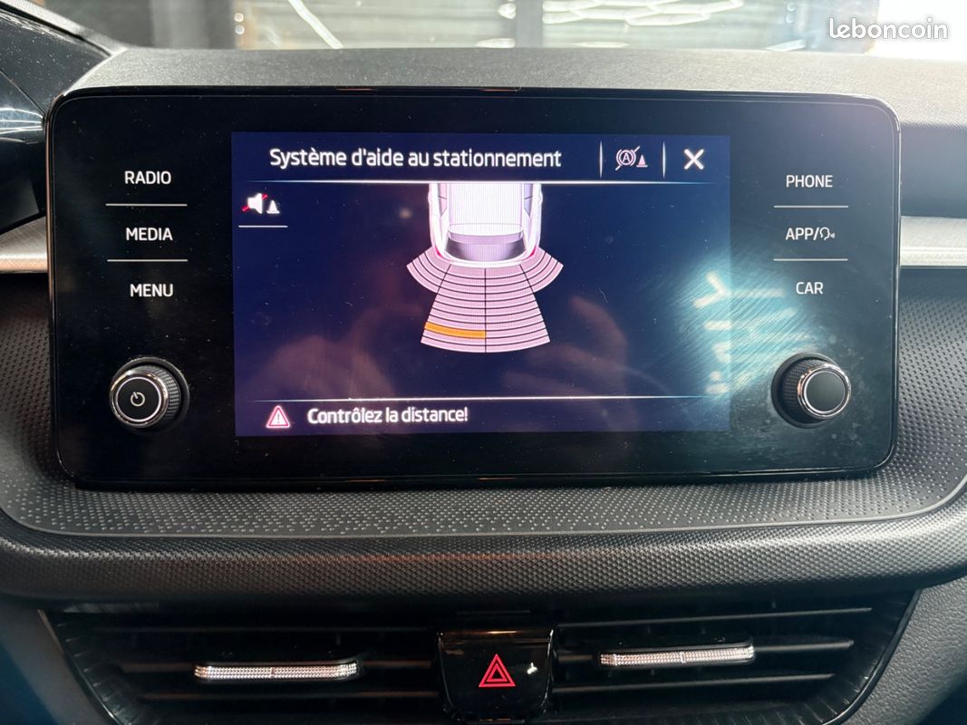 Skoda FABIA 1.0 TSI 95 CH BVM5 Ambition 2EME MAIN + CARPLAY + RADARS AV/AR + GARANTIE 12 MOIS (image 34)