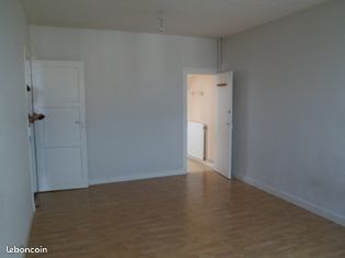 Appartement 2 pièces 40 m² · à Fougères · 40 m² · 420 €
