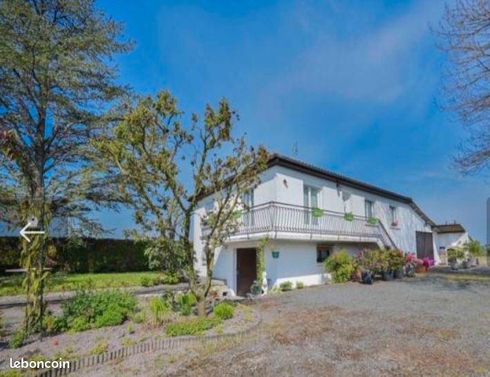 Maison 5 pièces 120 m² · à Pons · 120 m² · 140 000 €