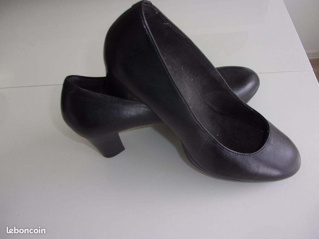 Chaussures à talons neuves (image 4)