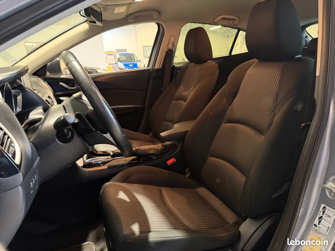 Mazda 3 2.2 D 150ch - Boîte auto - Régulateur de vitesse - Affichage tête haute (image 6)